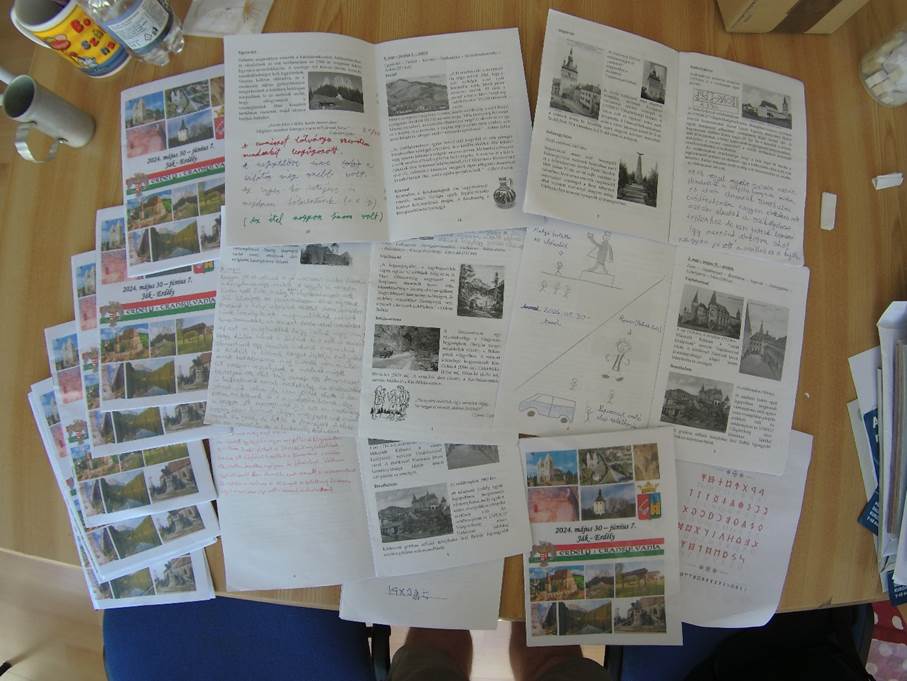 A k�pen sz�veg, nyugta, fedett p�ly�s, Pap�r�ru l�that�

Automatikusan gener�lt le�r�s